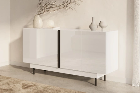 Elegancka biała komoda Dancan ARTEMISA ze złotymi dodatkami / szer. 163 cm